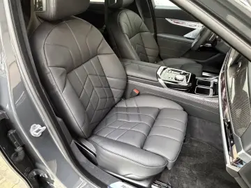 BMW 740d xDr. M Sport Pro Exec.Lounge TV B&W