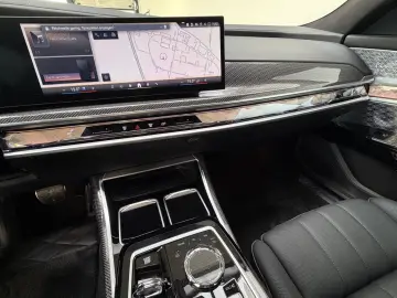 BMW 740d xDr. M Sport Pro Exec.Lounge TV B&W