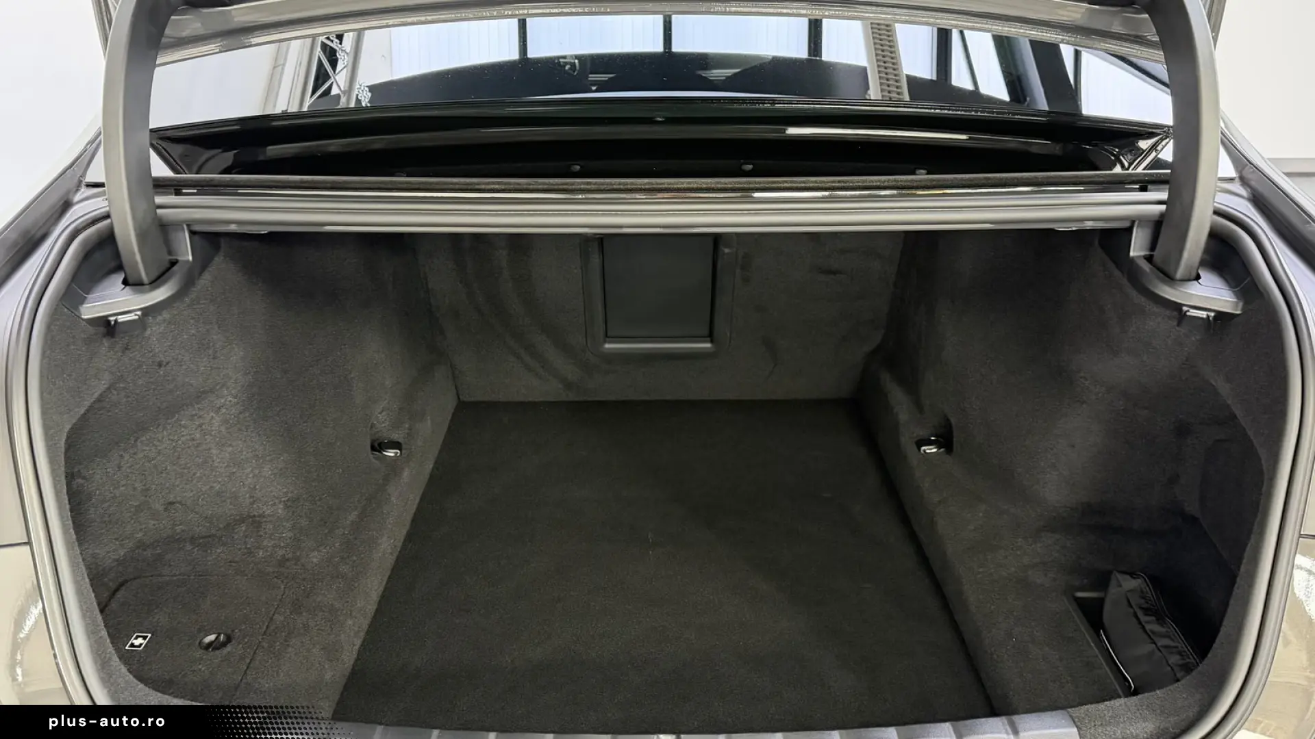 BMW 740d xDr. M Sport Pro Exec.Lounge TV B&W