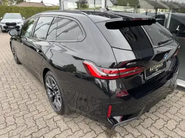 BMW 540d xDrive Touring M Sport Pro PANO H&K 360 KAM