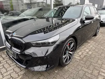 BMW 540d xDrive Touring M Sport Pro PANO H&K 360 KAM