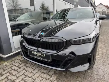 BMW 540d xDrive Touring M Sport Pro PANO H&K 360 KAM