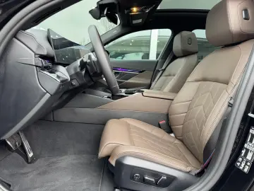 BMW 540d xDrive Touring M Sport Pro PANO H&K 360 KAM