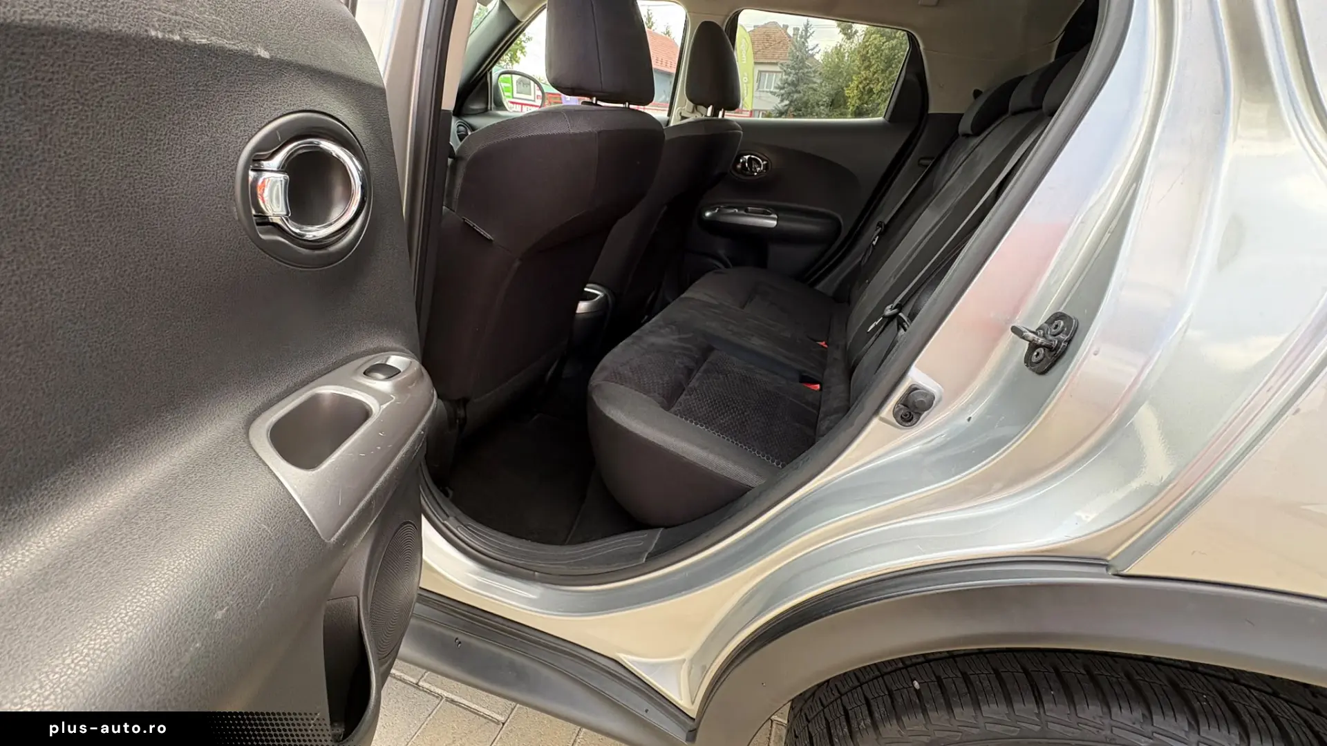 Nissan Juke 1.6 benzină  An 2011