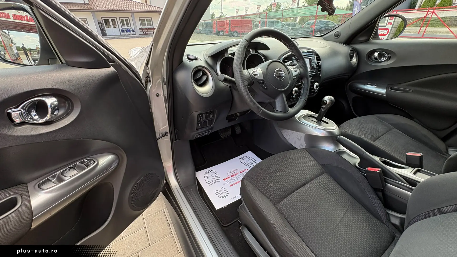 Nissan Juke 1.6 benzină  An 2011