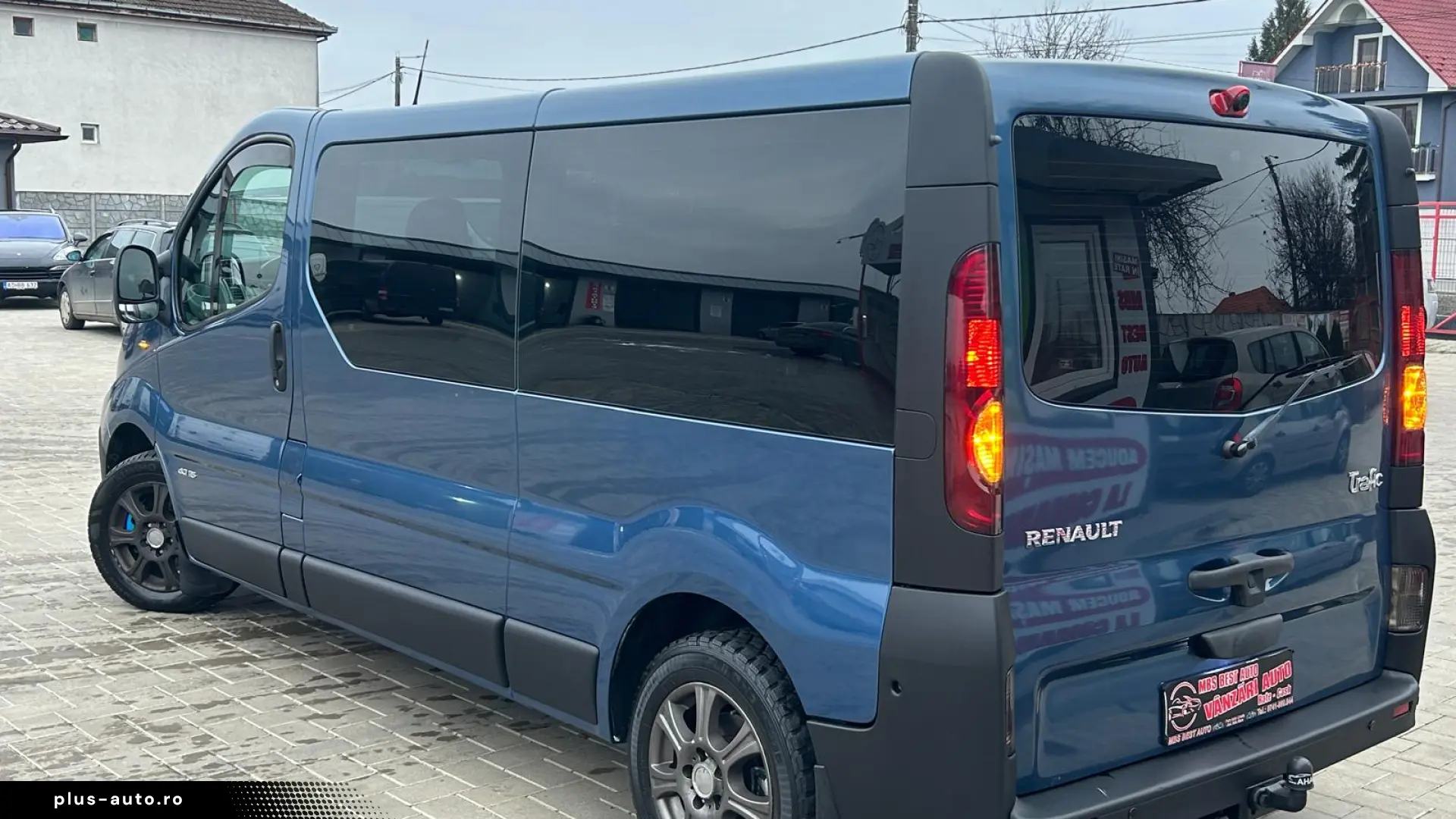 Renault Trafic Passenger L2H1 2.0Dci  8 1  An 2011 (IN STOC)