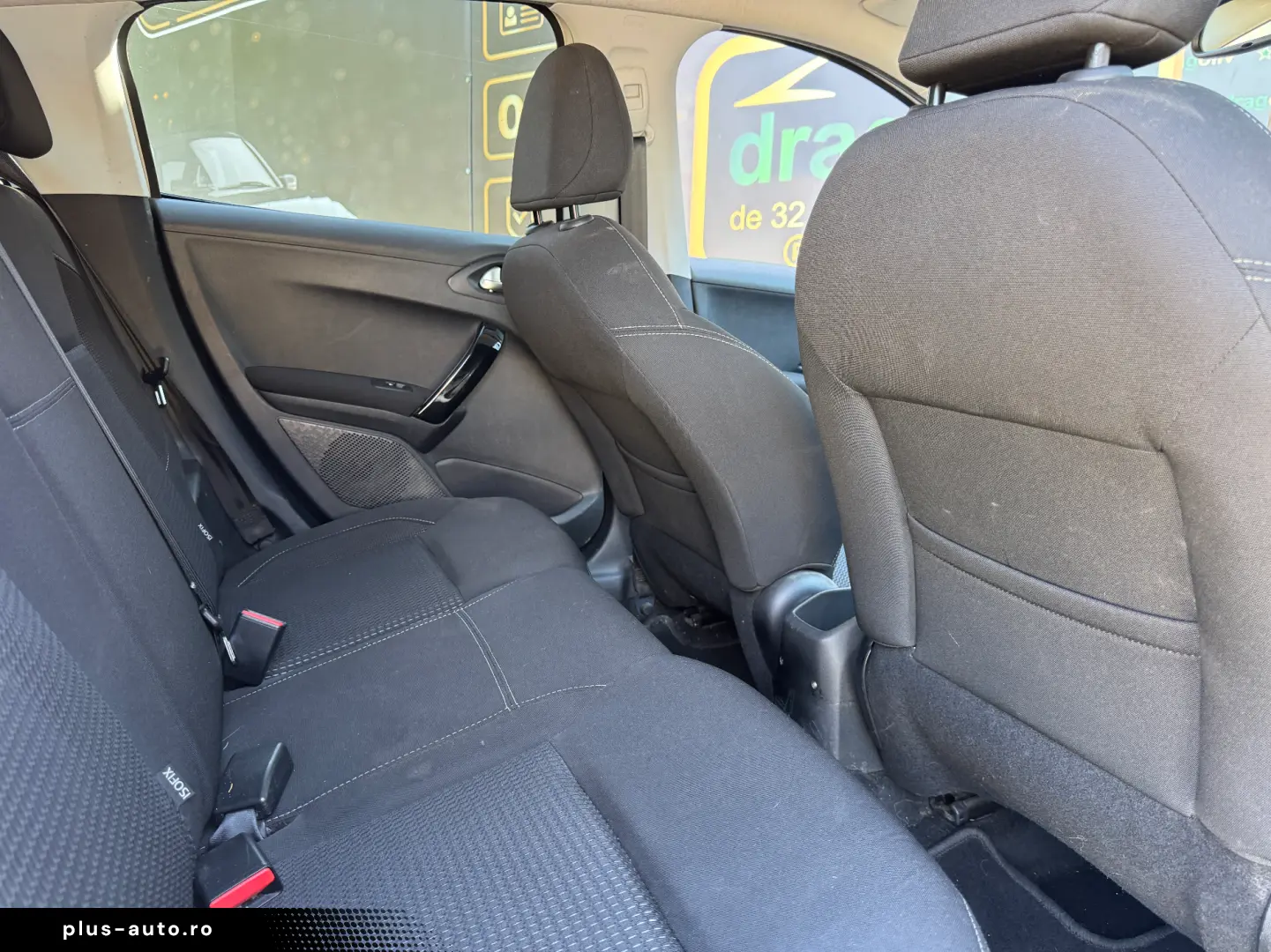 Peugeot 208 2016