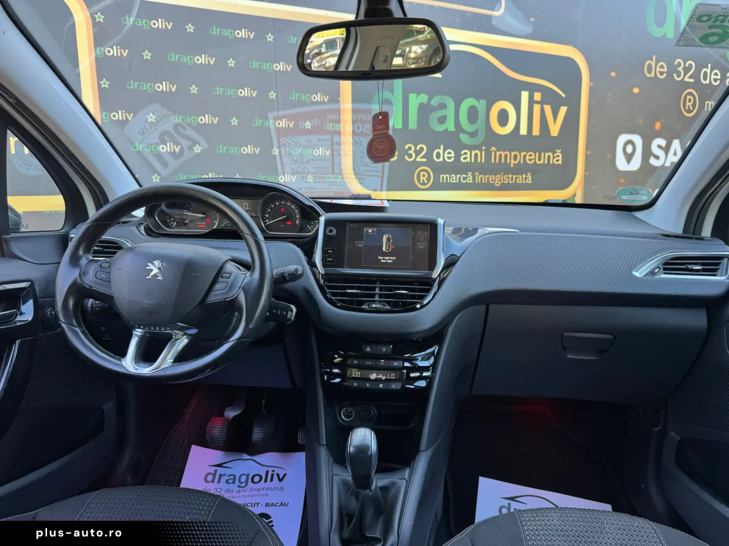 Peugeot 208 2016