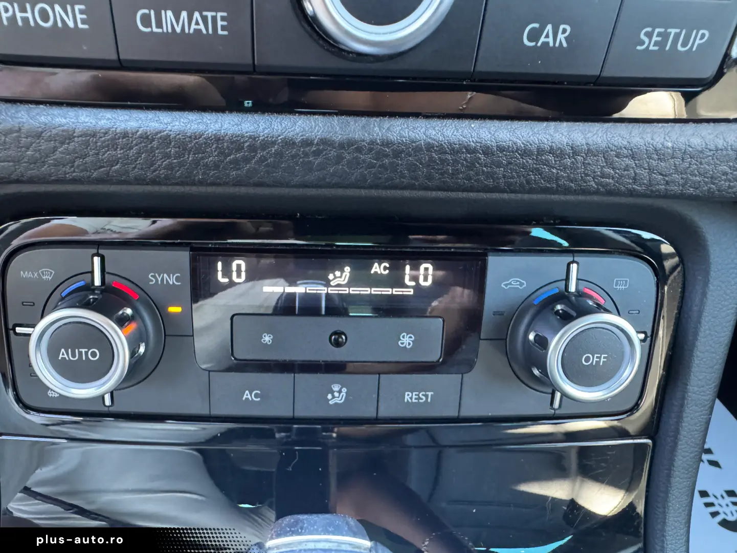 Volkswagen Touareg 2013
