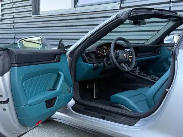 Porsche 911 Targa 4 GTS (992 II) Exclusive Manufaktur