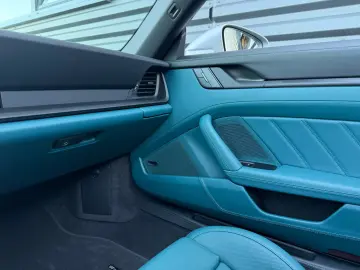Porsche 911 Targa 4 GTS (992 II) Exclusive Manufaktur