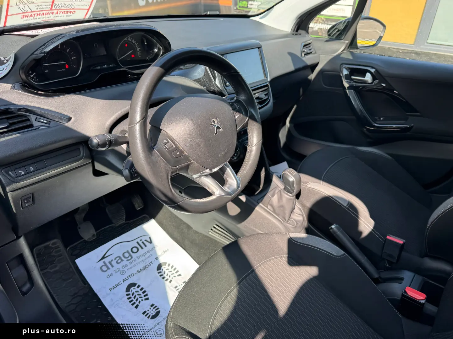 Peugeot 208 2016