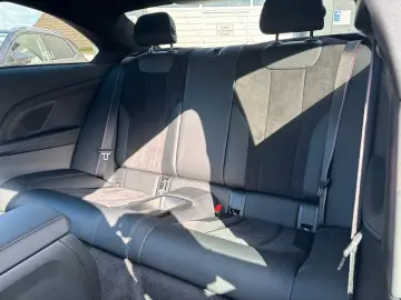BMW M2 Coupe mit Carbondach
