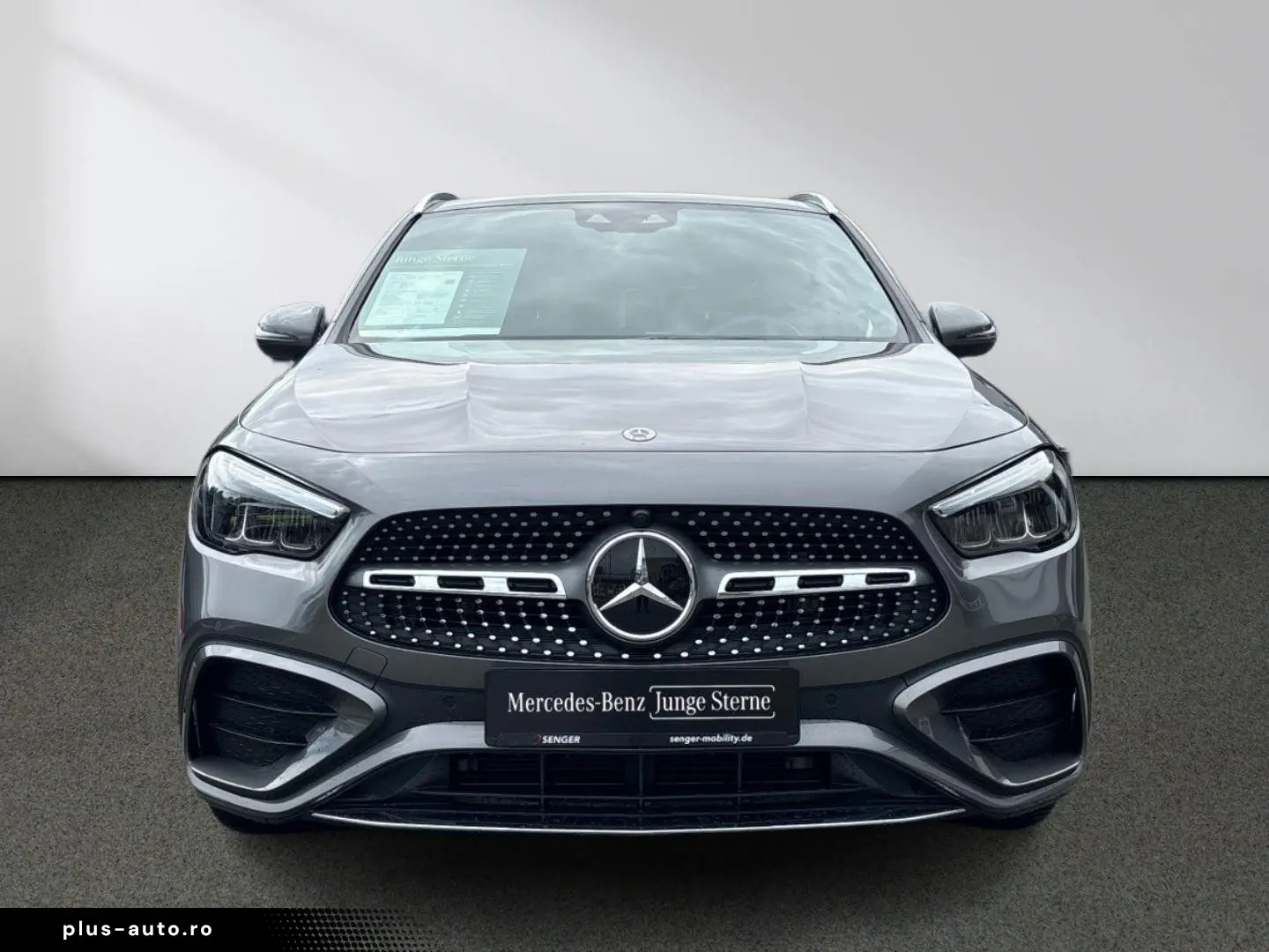 MERCEDES-BENZ GLA 220 4M AMG Premium Pano Distronic &hellip;