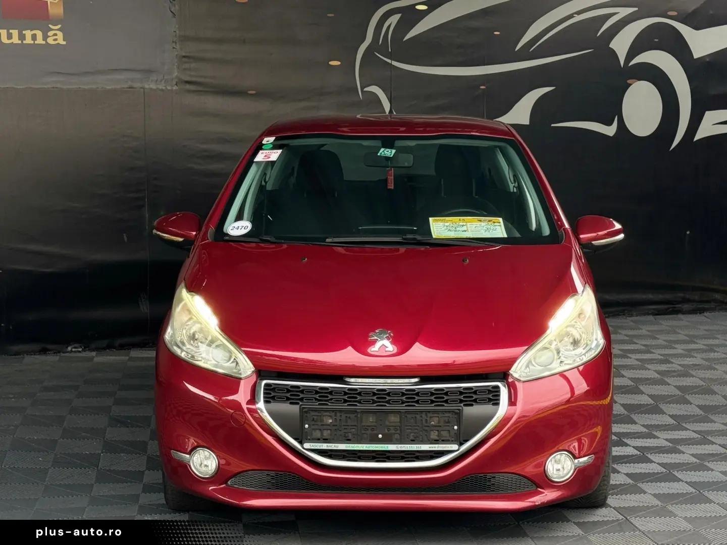 Peugeot 208 2012