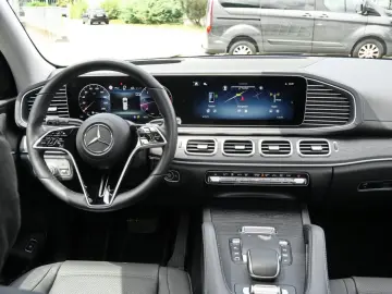 MERCEDES-BENZ GLS 450 d 4M Distronic Panorama 360  HUD AHK