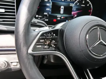 MERCEDES-BENZ GLS 450 d 4M Distronic Panorama 360  HUD AHK