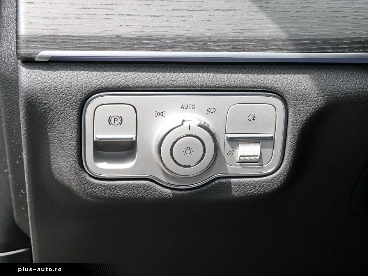 MERCEDES-BENZ GLS 450 d 4M Distronic Panorama 360  HUD AHK