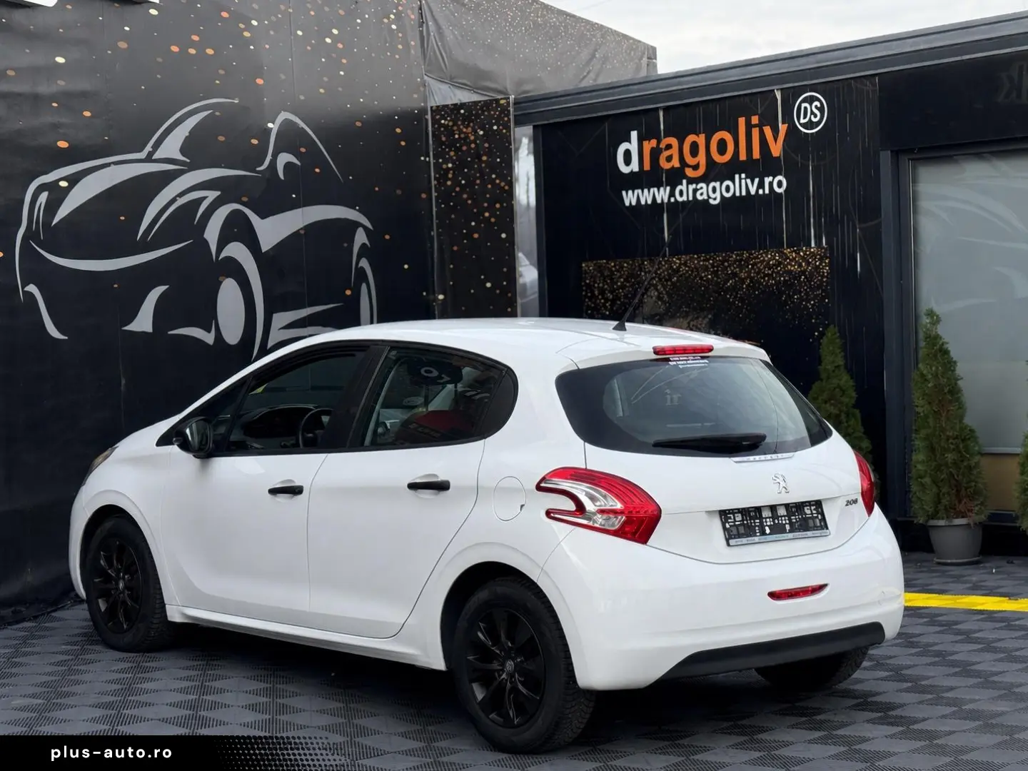 Peugeot 208 2013