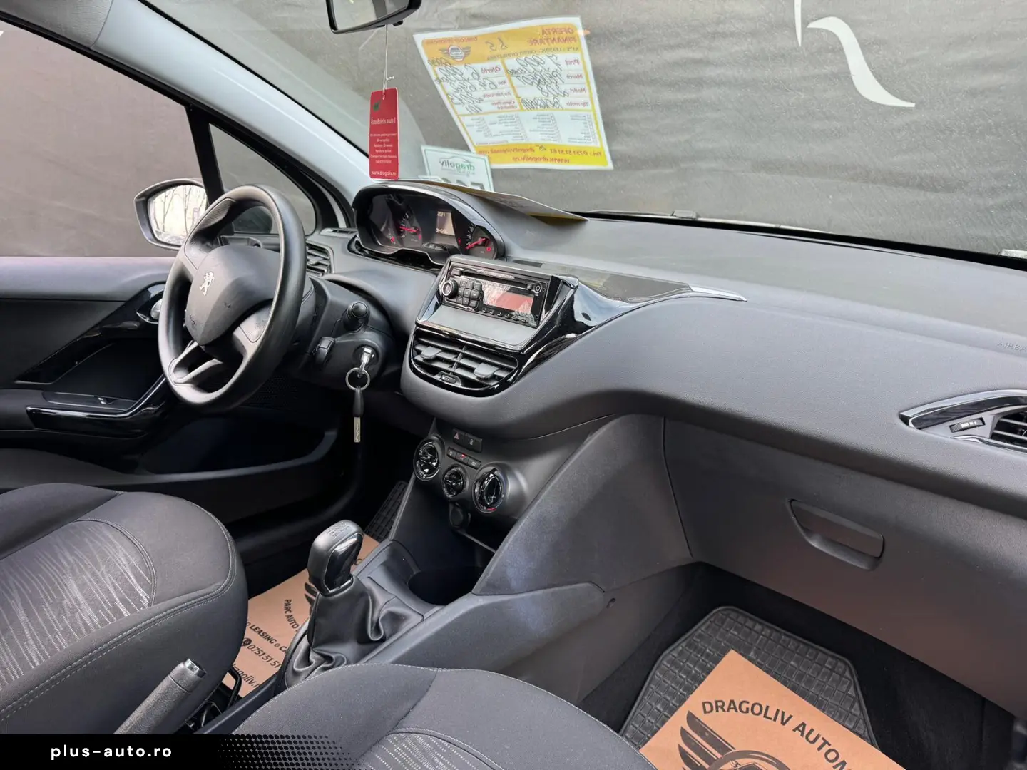 Peugeot 208 2013