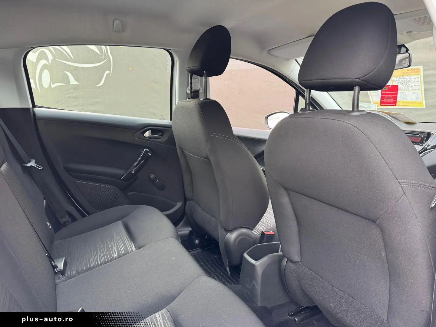 Peugeot 208 2013