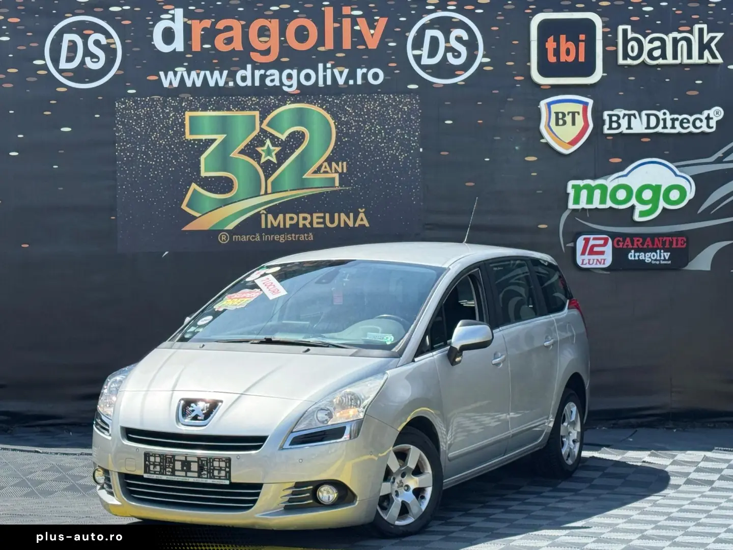 Peugeot 5008 2013