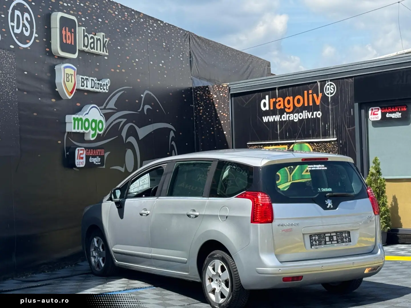 Peugeot 5008 2013