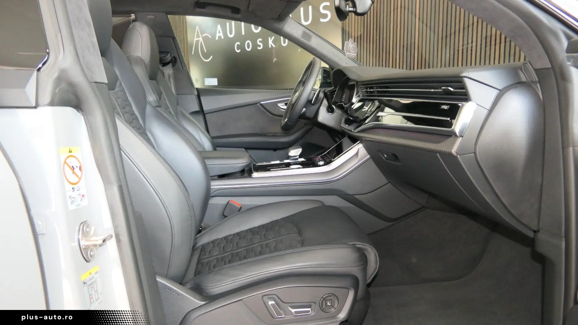 AUDI RS Q8 4.0 TFSI quattro NARDO- 23  PANO. 360