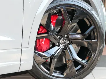 AUDI RS Q8 4.0 TFSI quattro NARDO- 23  PANO. 360