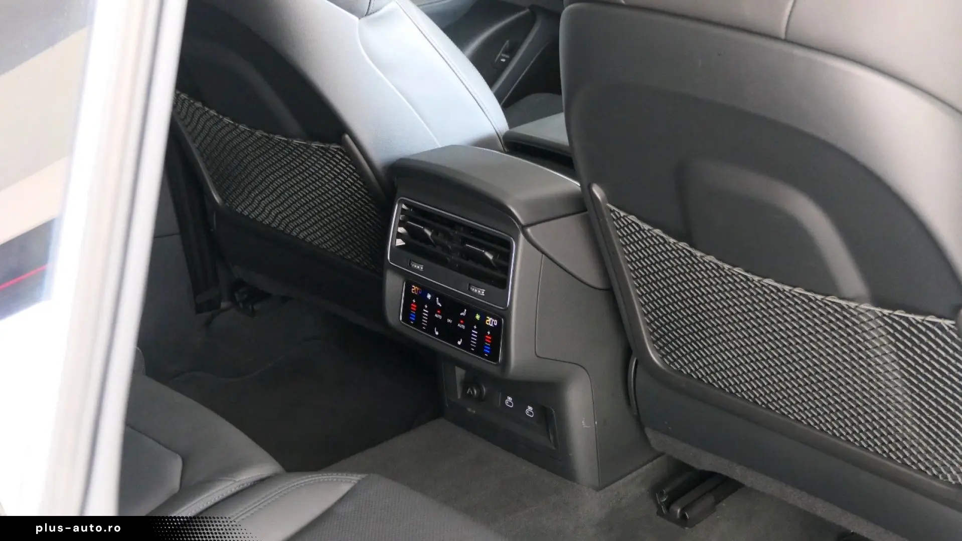 AUDI RS Q8 4.0 TFSI quattro NARDO- 23  PANO. 360