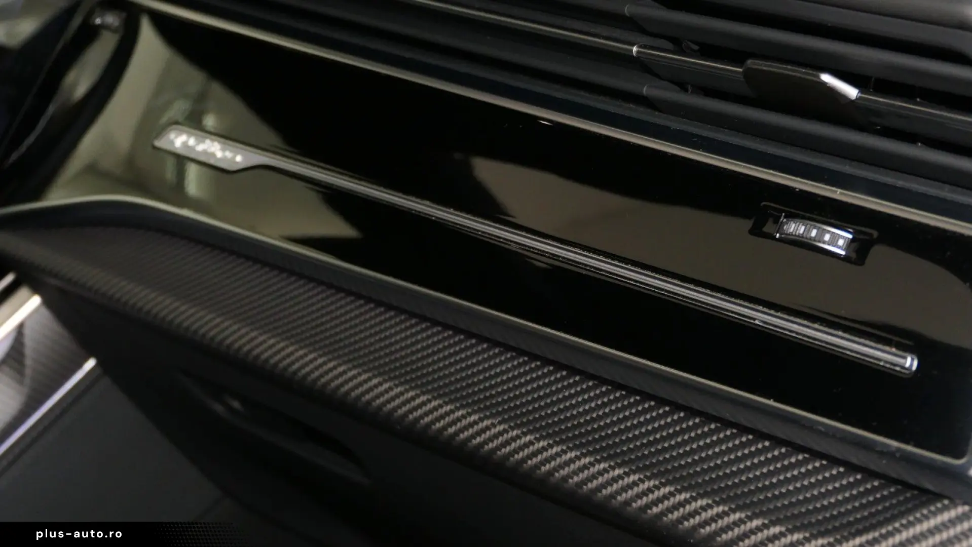 AUDI RS Q8 4.0 TFSI quattro NARDO- 23  PANO. 360