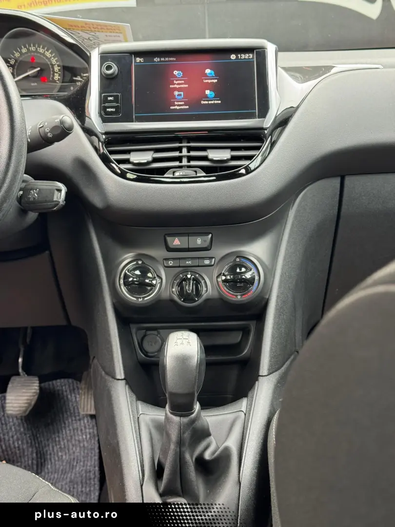 Peugeot 208 2017