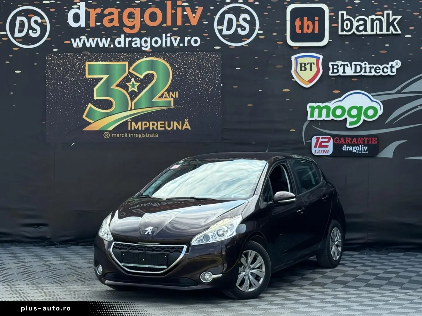 Peugeot 208 2012