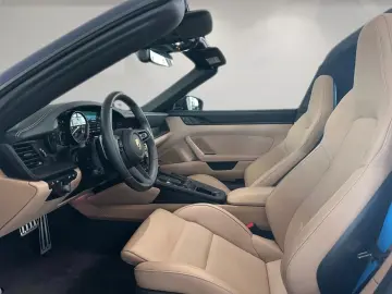 Porsche 911 Targa 4 GTS (992 I)