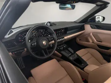 Porsche 911 Targa 4 GTS (992 I)