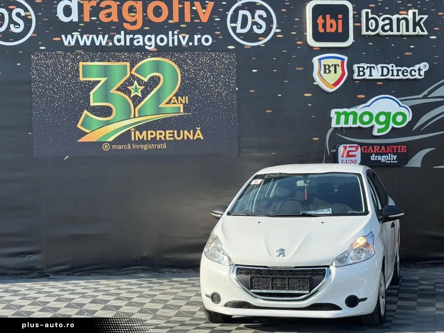 Peugeot 208 2013