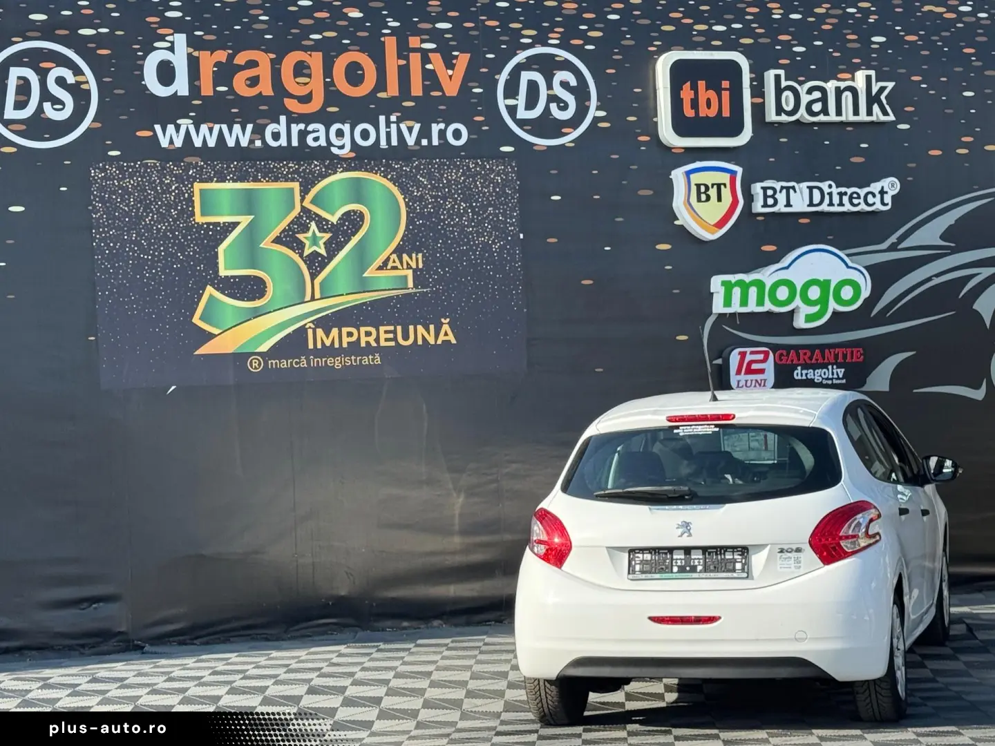 Peugeot 208 2013