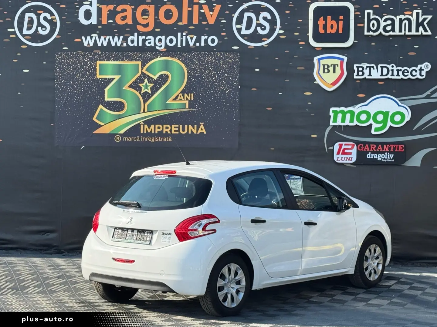 Peugeot 208 2013