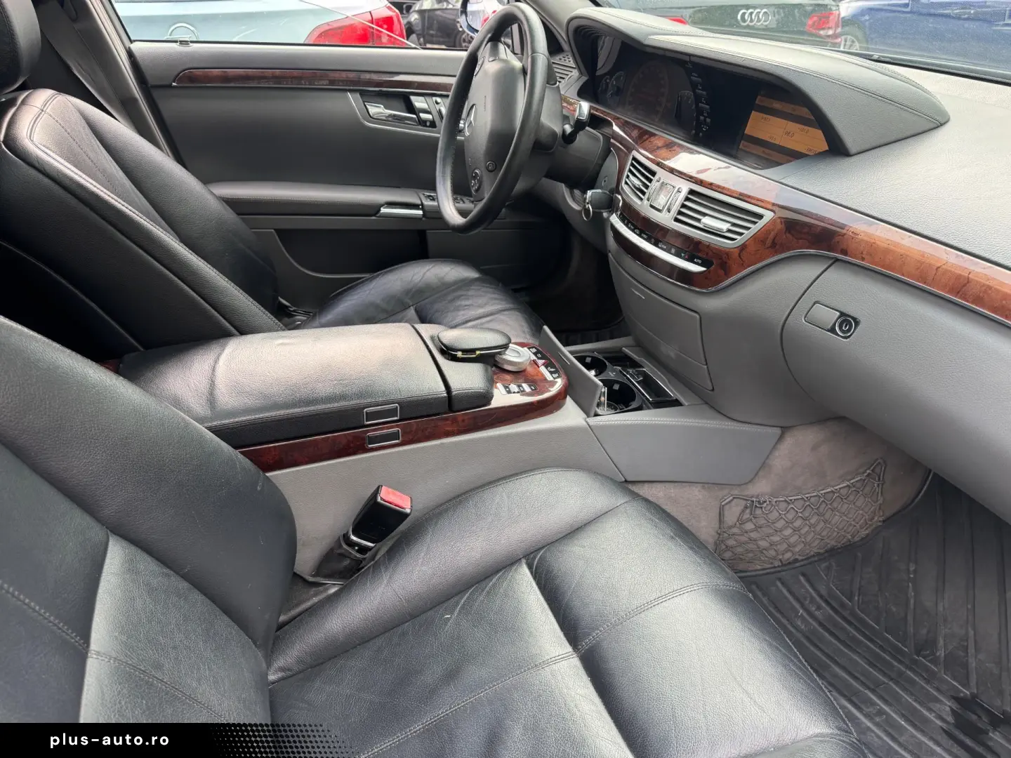 Mercedes-Benz S 2008