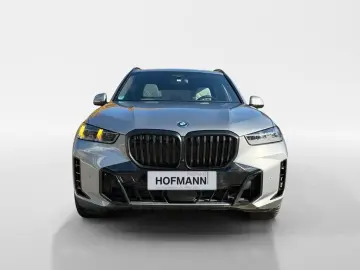 BMW X5 xDrive50e NEU bei BMW Hofmann