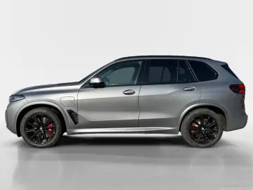 BMW X5 xDrive50e NEU bei BMW Hofmann