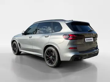 BMW X5 xDrive50e NEU bei BMW Hofmann