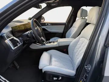 BMW X5 xDrive50e NEU bei BMW Hofmann