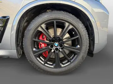 BMW X5 xDrive50e NEU bei BMW Hofmann