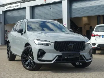 VOLVO XC60 Black Edition Plus T8 AWD Plug-in Pano HUD