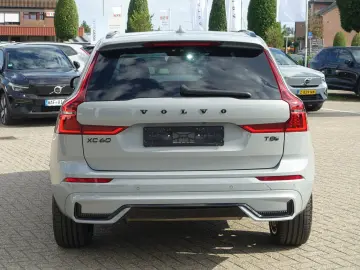 VOLVO XC60 Black Edition Plus T8 AWD Plug-in Pano HUD