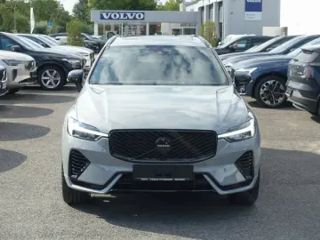 VOLVO XC60 Black Edition Plus T8 AWD Plug-in Pano HUD
