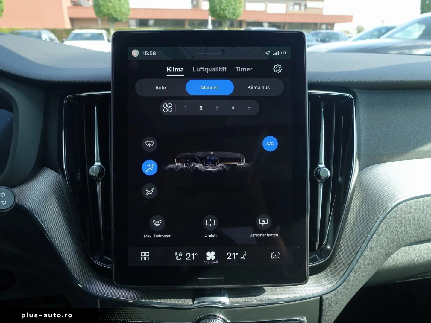 VOLVO XC60 Black Edition Plus T8 AWD Plug-in Pano HUD
