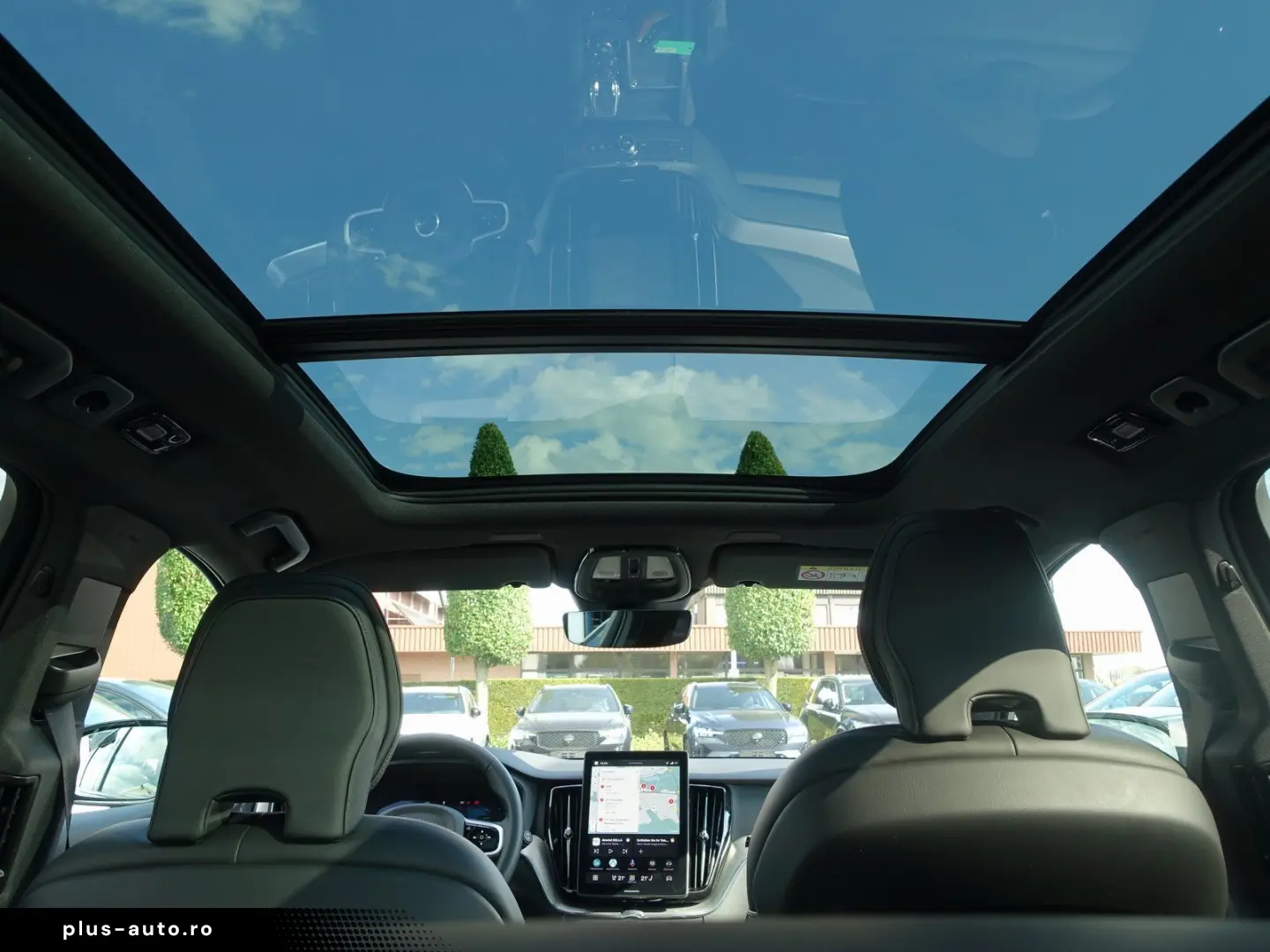 VOLVO XC60 Black Edition Plus T8 AWD Plug-in Pano HUD