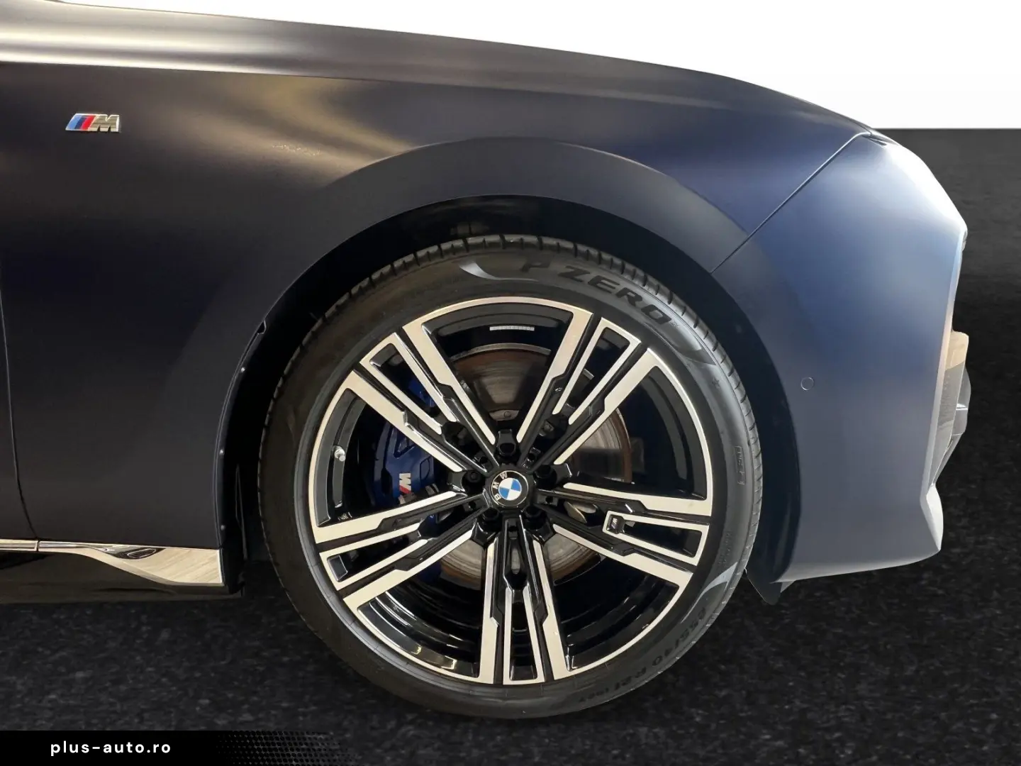 BMW 750e xDrive LR. 1.345 -  BMW Personal Pilot